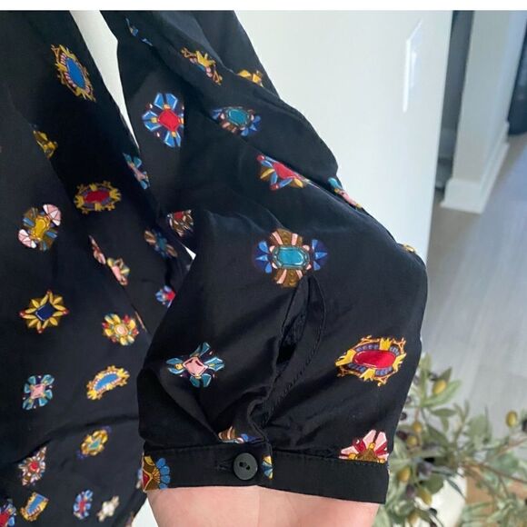 Zara Basic print, button down, High/low top size Medium - Picture 9 of 12